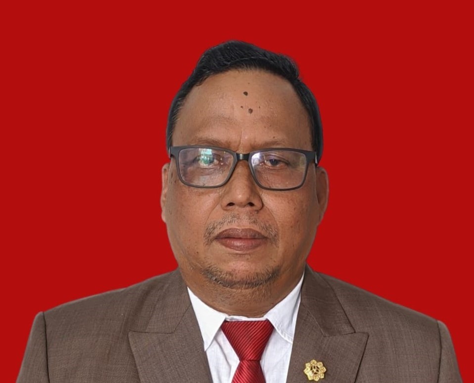 Dr. I WAYAN PUTU SUCANA ARYANA, , S.E.,S.H.,M.H.,C.MC